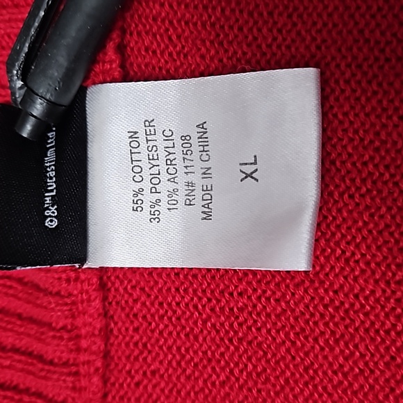 Star Wars Darth Vader Men's Christmas Sweater Size XL Red White Christmas Party - Picture 4 of 11